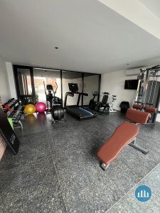 Departamento de 2 ambientes al frente con cochera y baulera - Chauvin