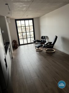 Departamento de 2 ambientes al frente con cochera y baulera - Chauvin