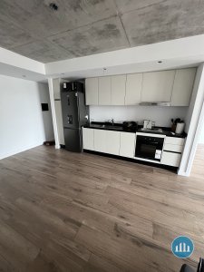 Departamento de 2 ambientes al frente con cochera y baulera - Chauvin