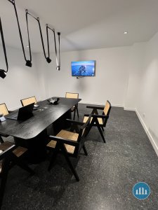 Departamento de 2 ambientes al frente con cochera y baulera - Chauvin
