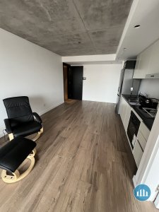 Departamento de 2 ambientes al frente con cochera y baulera - Chauvin