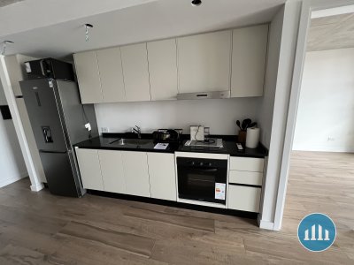 Departamento de 2 ambientes al frente con cochera y baulera - Chauvin