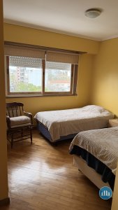 Departamento de 4 ambientes con cochera y baulera