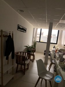 Oficina de 49 m² al frente - España al 2100