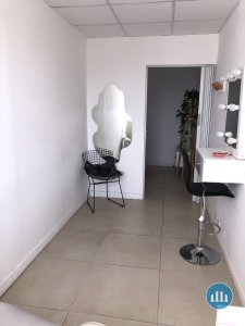 Oficina de 49 m² al frente - España al 2100