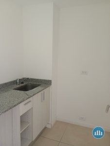 Oficina de 49 m² al frente - España al 2100