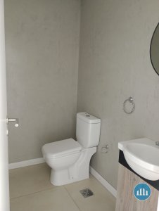 Oficina de 49 m² al frente - España al 2100