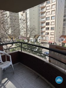 Departamento de 2 ambientes al frente